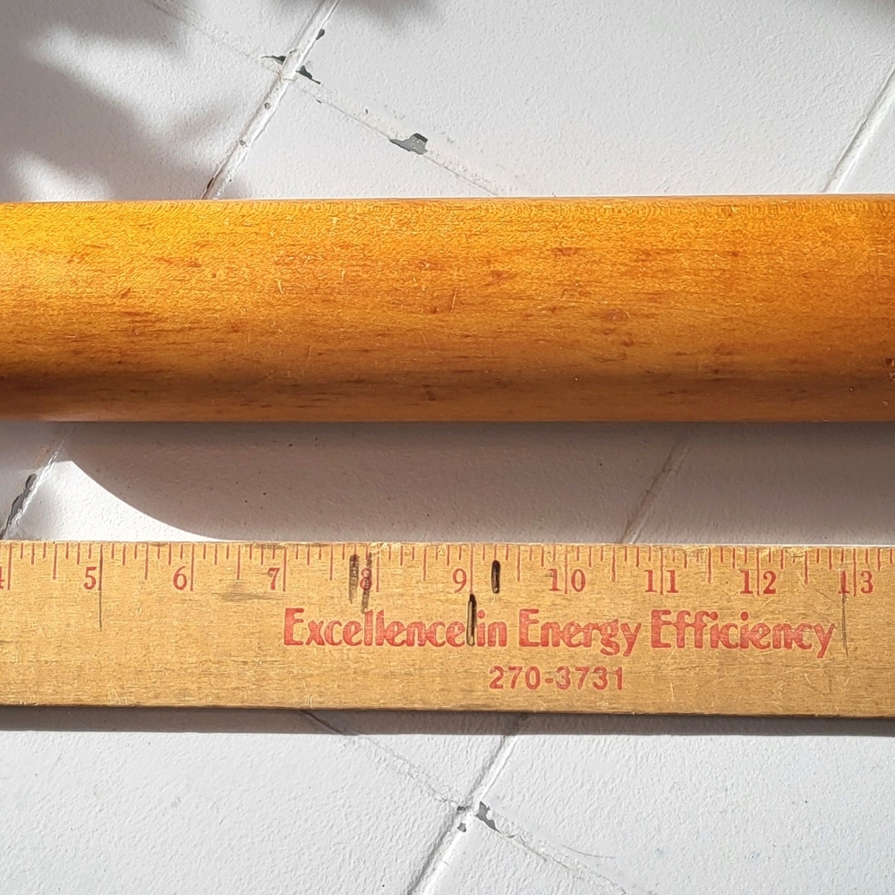 Vintage Rolling Pin Wooden Red Painted Handles Farmhouse 17in Pies Retro - Picture 6 of 6